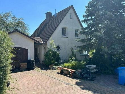 Zwangsversteigerung - Einfamilienhaus mit Garage in Osterode -Provisionsfrei für den Ersteher-