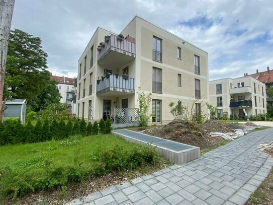 Eigennutzung möglich: vermietete 4-Zimmer-Wohnung mit 2 Balkonen und 2 Bädern in Leipzig-Möckern
