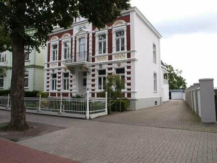 möblierte 2-Raum-Wohnung in Jugendstil-Villa