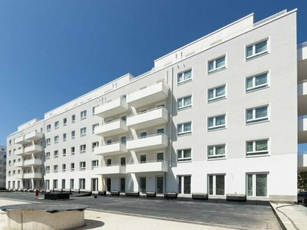 Family first! Tolle 4 Zimmer-Wohnung mit zwei Bädern und Balkon an der Havel