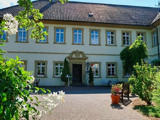 Schloss Sennfeld - Ein Juwel der Gastlichkeit und Geschichte