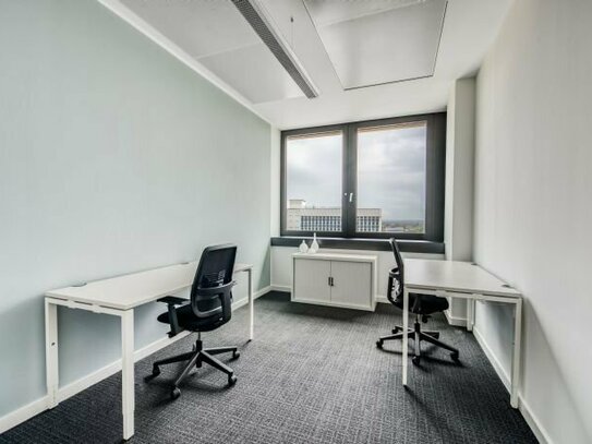 Privater Büroraum für 2 Personen in Regus Mundsburg Tower
