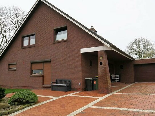 Ketelsbüttel/Wöhrden: Jetzt begehrten Wohnraum sichern - Wohnhaus mit 5 Zimmern zwischen Heide und Büsum