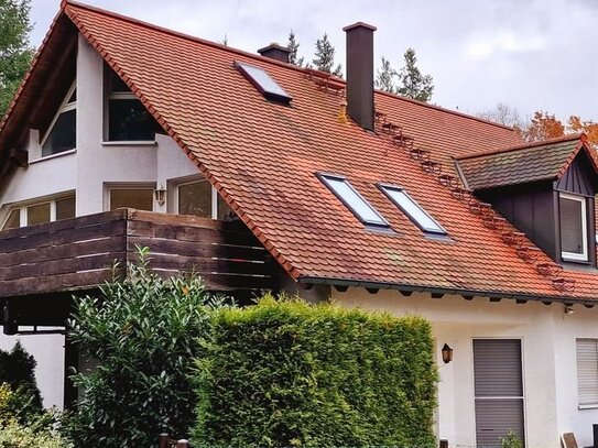 2-Fam.-Haus m. Einliegerwoh. in besonderer, sehr ruhiger Wohnlage mit Blick in´s Grüne