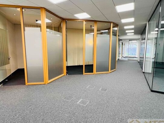 Büro- / Praxisräume auf insgesamt 66 m² Fläche in bester Lage von Ilmenau