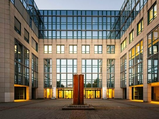 IM ALLEINAUFTRAG - Modernes Bürogebäude mit flexiblen Grundrissen