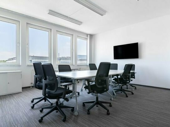Privater Büroraum ganz auf Ihre individuellen Unternehmensbedürfnisse angepasst in HQ Unterföhring-Mediapark