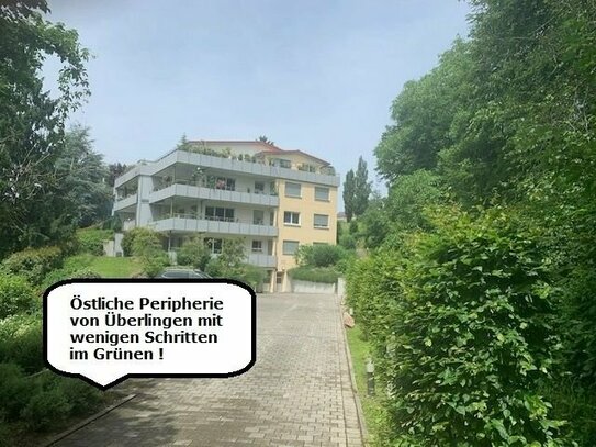 Sonnige 3 Zimmer EG -Wohnung mit großem Balkon . Kurze Wege ins Grüne und den Birnauer Wald !