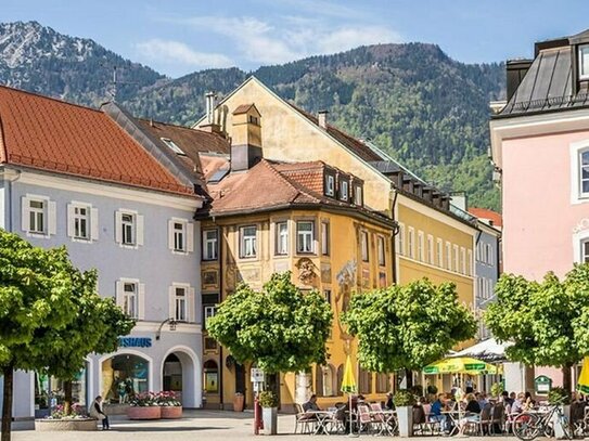 Historisches Wohn- und Geschäftshaus im Altstadt-Ensemble!