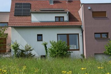 Modernes, ökologisch und hochwertig saniertes Einfamilienhaus mit unverbaubarer Aussicht