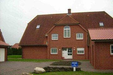 3-Zimmer OG-Wohnung mit Balkon und Garage