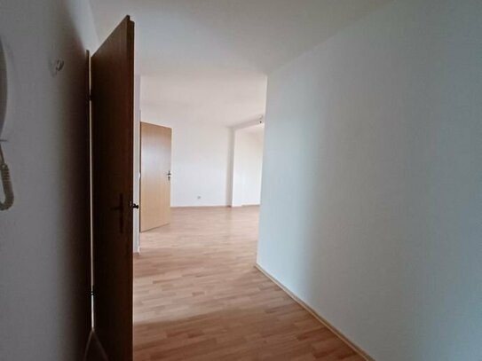 Wunderschöne Dachgeschoss Wohnung in Zwickau, Oberplanitz ab sofort zu vermieten