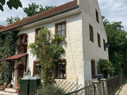 RG - Immobilien - Das besondere Einfamilienhaus, mit Nebengebäude, für den Pferdeliebhaber