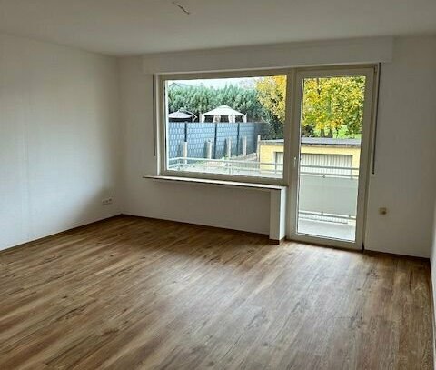 Schöne und helle 3- Zimmerwohnung mit Balkon sucht neue Mieter!