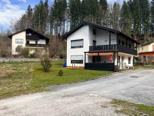 Einfamilienhaus mit weiterem Baugrundstück in Siegsdorf