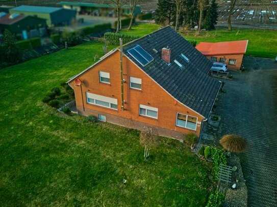 Einfamilienhaus auf ca. 3500 qm Grundstück in Edewecht-Husbäke