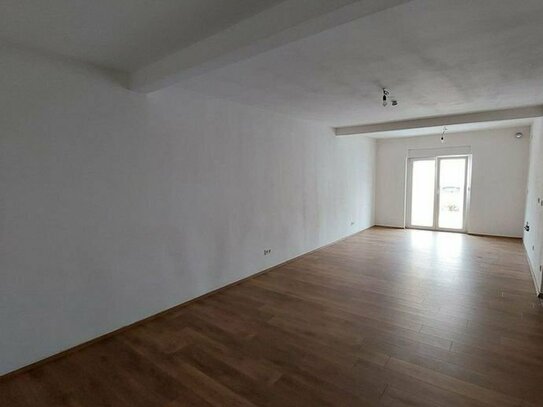 Schöne 4 Zimmerwohnung in Römerberg, Ortsteil Berghausen