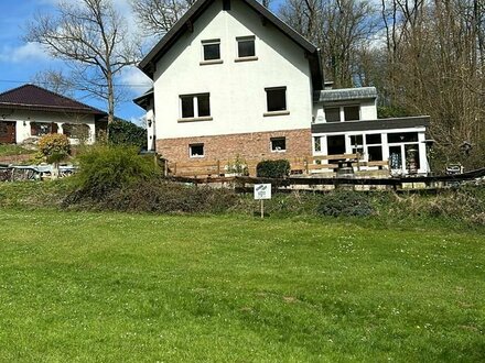 TOLLES HAUS IN SEENÄHE ZU VERKAUFEN!