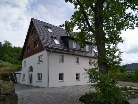 Seniorengerechte Wohnung in einem außergewöhnlichen Haus zu vermieten (ca. 104 m²)