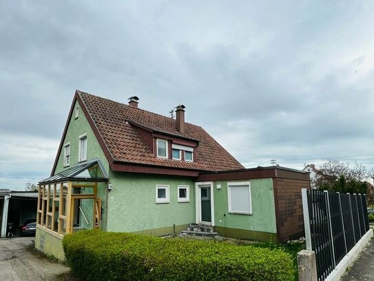 Traumhaftes Zweifamilienhaus in Warthausen/Birkenhard