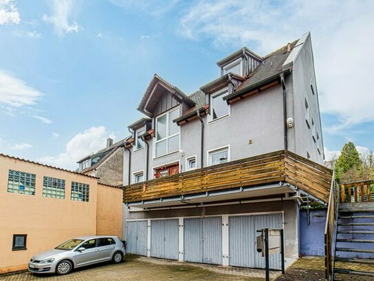 Mehrgenerationenhaus in Langenzenn | Gartenglück mit Blick ins Grüne