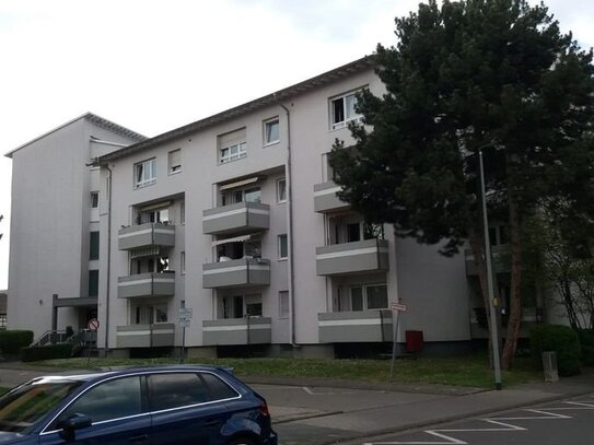 2 Zimmer Wohnung in Seniorenwohnanlage zu vermieten. Neu Saniert!