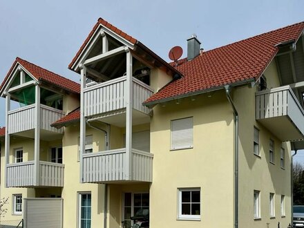 Neuwertige Dachgeschoss Wohnung in ruhiger Lage von Peiting