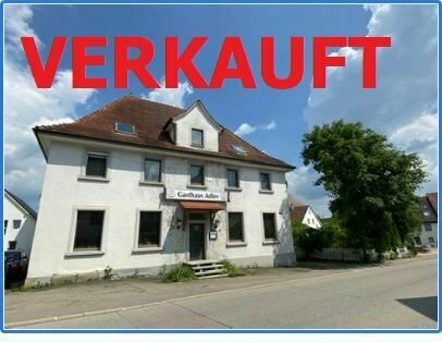 Grundstück mit bestehendem Gebäude - Umbau in Mehrgenerationen-Wohnhaus mit Stellplätzen möglich