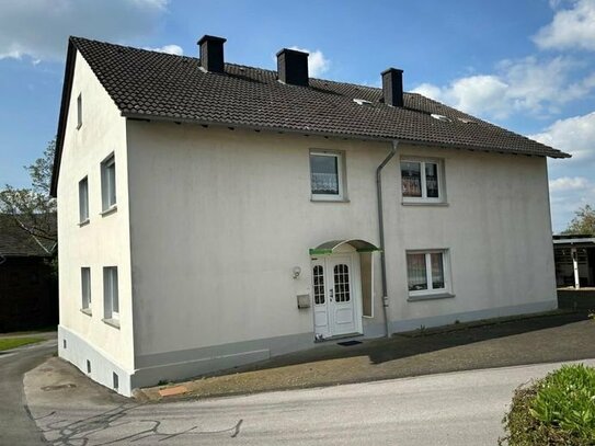 Solides Wohnhaus mit 4 Wohnungen!