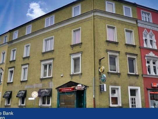 Lukratives Mehrfamilienhaus mit Gewerbe für Kapitalanleger