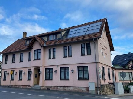 Gast- und Pensionshaus mit angrenzendem Einfamilienhaus in Wernshausen