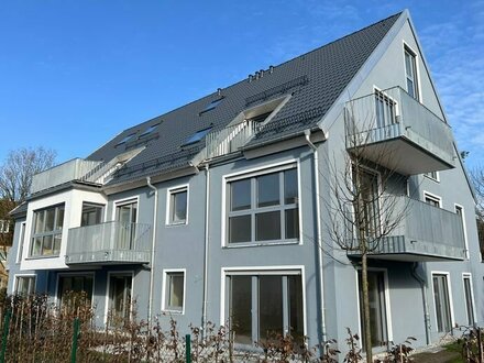 Bezugsfertig: Helle Dachgeschoss-Maisonette mit Süd-Loggia in schöner Umgebung