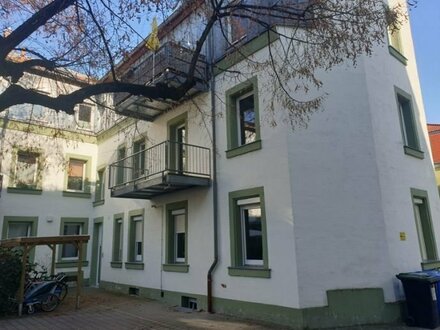 Maisonette-Wohnung mit 90 m² Wohnfläche und Balkon