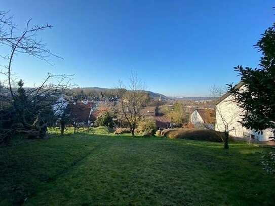 SÖLLINGEN - Rarität - Baugrundstück in herrlicher Aussichtslage !