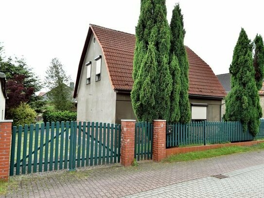 KLEINES JUWEL SUCHT FAMILIE - SANIERUNGSBEDÜRFTIGES EINFAMILIENHAUS