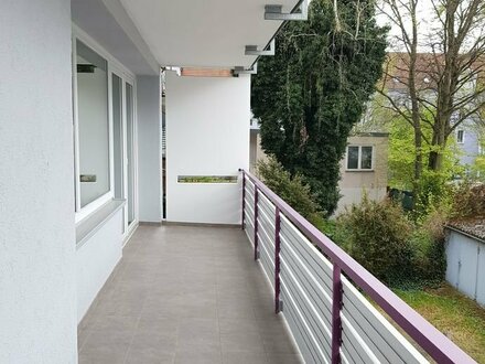 Neu renovierte 4ZKB 110m² nähe Klinikum im 1.OG großer Balkon