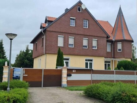 Elegante Villa mit 4 Wohnungen und großem Garten - Viel Platz für die große Familie