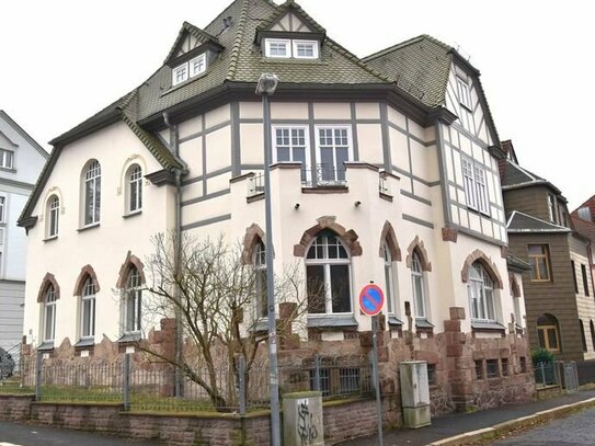 Historische Villa in der Suhler Innenstadt, ausgezeichnet mit dem Denkmalpreis!