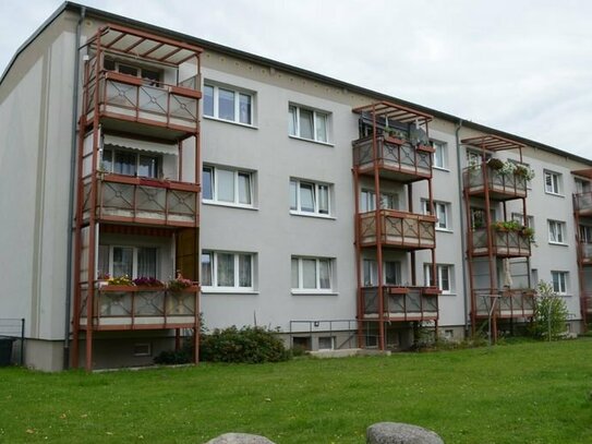 Mehrfamilenhaus mit 12 Wohneinheiten mit Balkon auf 1.856 m² Grundstück mit Baumöglichkeit