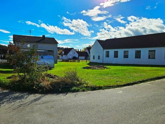 Reichertshausen-Pischelsdorf! Sonniges Baugrundstück! Erschlossen! Bebaubar nach Nachbarbebauung!