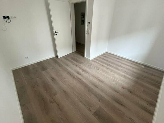 *ERSTBEZUG* 2-Zimmer Whg mit Terrasse SR Zentrum!