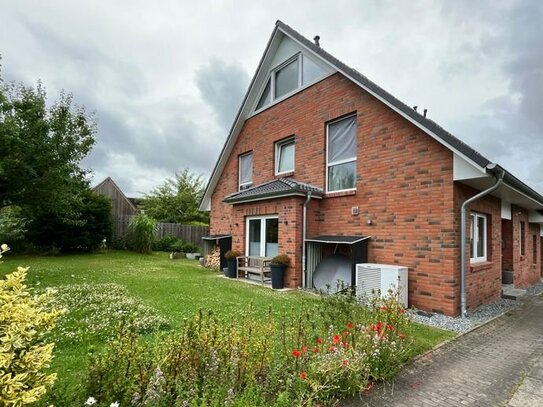 modernes und effizientes Doppelhaus in Altenholz: stilvoll und komfortabel wohnen