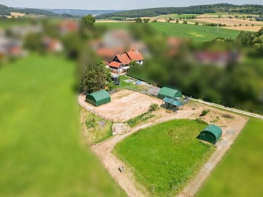 Idealer Ort für Pferdeliebhaber - Haus mit Pferdestall in Sonnefeld OT Firmelsdorf