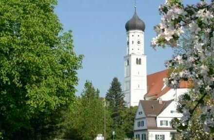 Untermeitingen in Bayern ist einfach schön! Einfamilienhaus mit großem Grundstück zum Kauf.