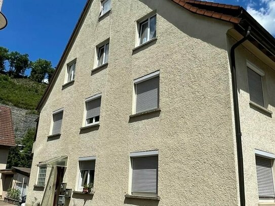 Kapitalanleger aufgepasst: Mehrfamilienhaus mit drei vermieteten Wohneinheiten in Sulz a.N.
