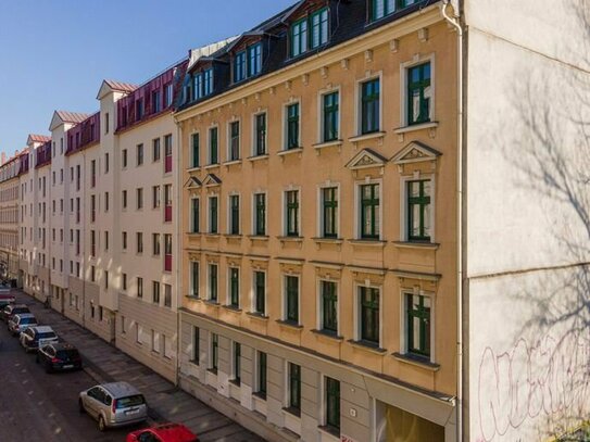 Schöne 3 Raum-Wohnung - Eigentum mit Denkmalschutz in Gründerzeitgebäude