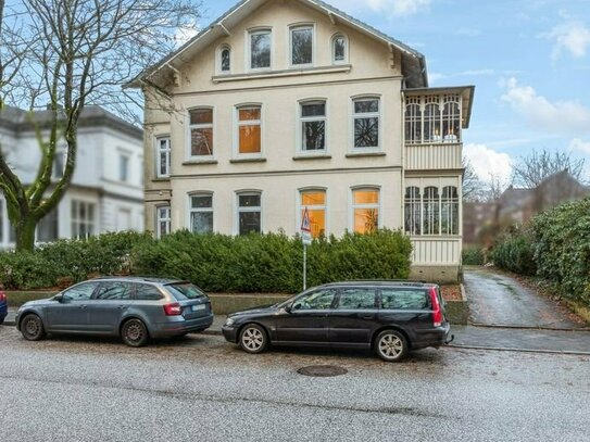 Altbau-Eigentumswohnung in Top-Lage von Itzehoe im ersten Obergeschoss!