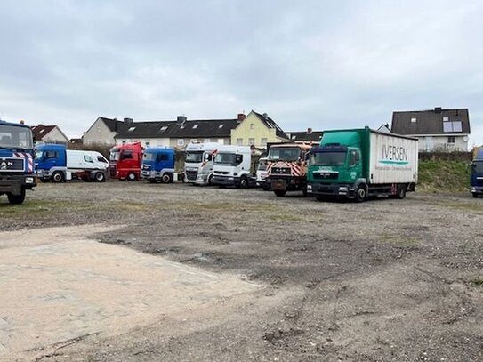 Abgeschlossene Gewerbefläche als Abstellfläche für PKW´s, Container oder LKW´s in zentraler Lage