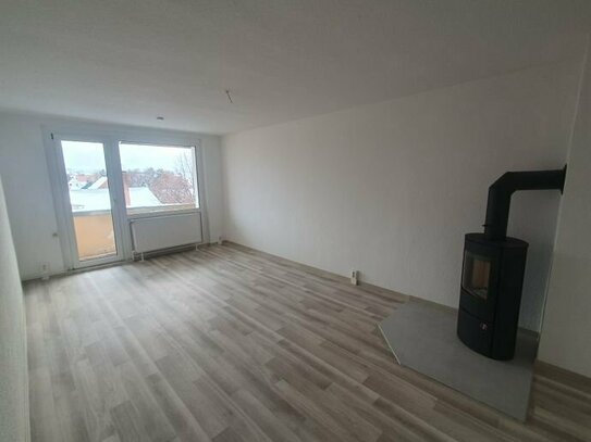 Gemütliche 3-Raumwohnung in Badeborn mit Kamin, modernisiertem Bad und Balkon