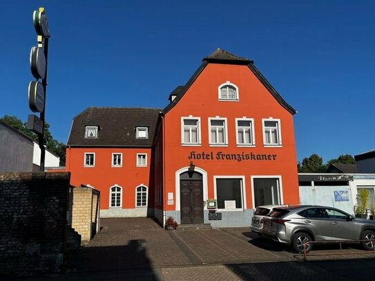 TRADITIONSREICHES HOTEL FRANZISKANER IN ERFTSTADT